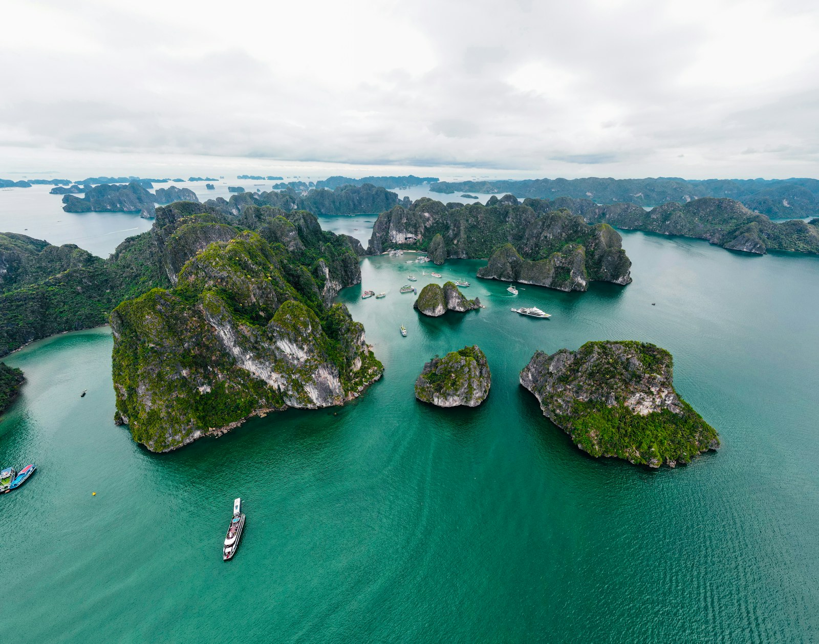 Ha Long Bay